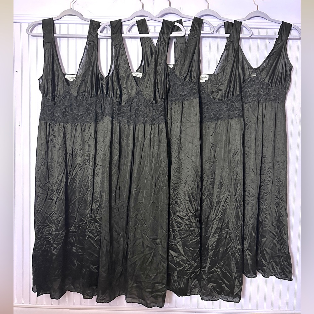 Modern Black Nighty / Lingerie Slip